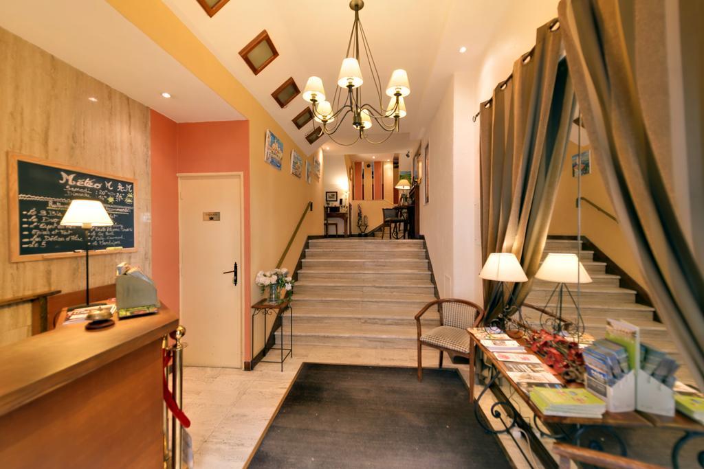 Logis Hotel Orly อาเลส ภายนอก รูปภาพ