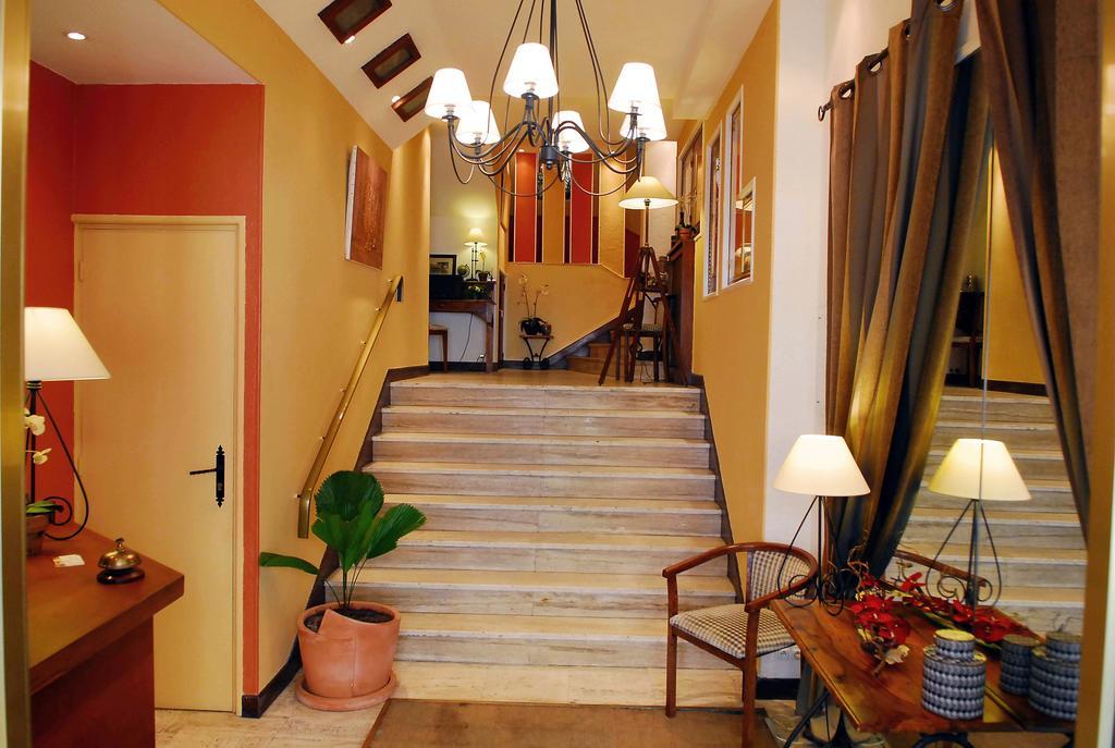 Logis Hotel Orly อาเลส ภายนอก รูปภาพ