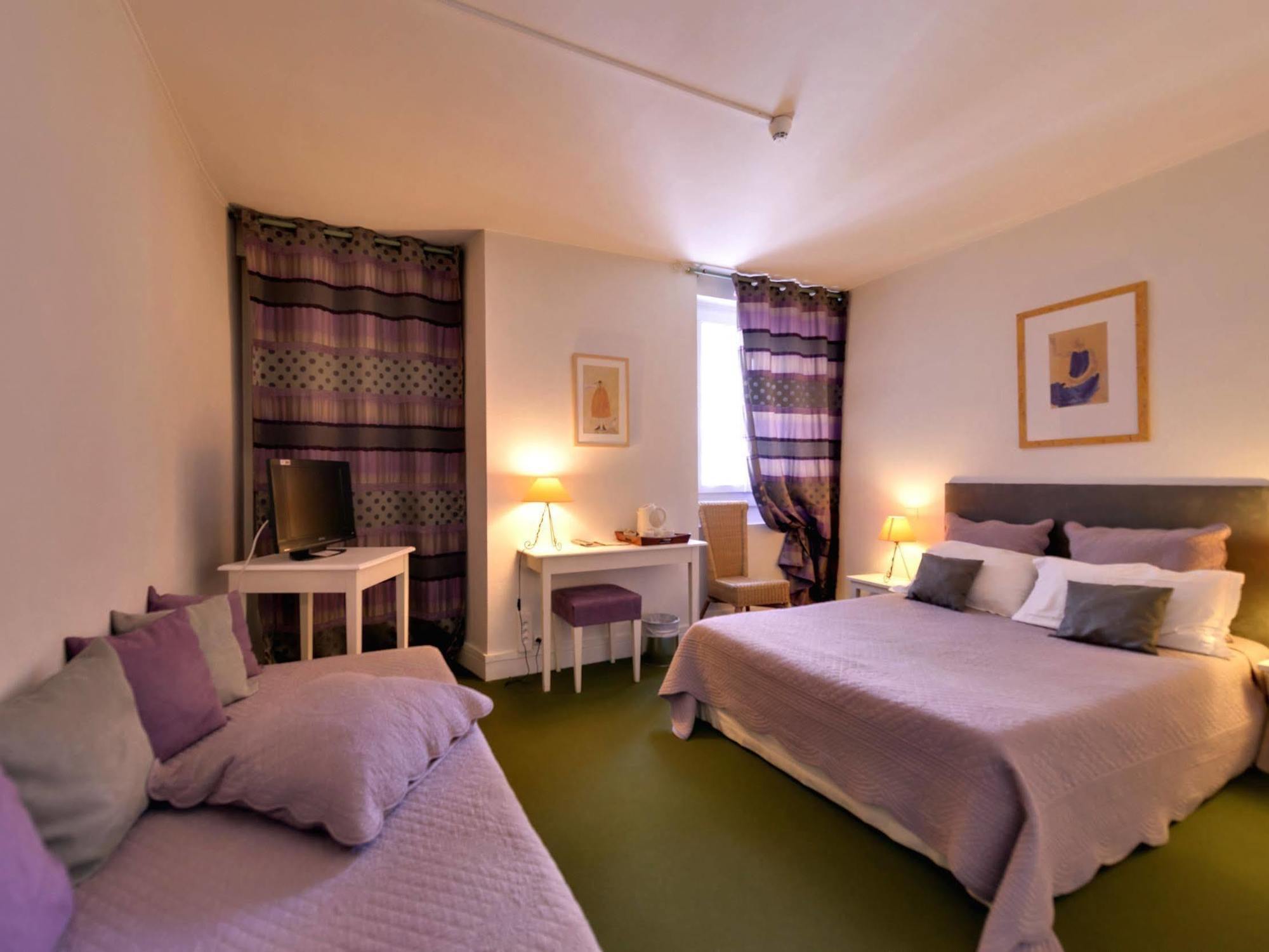 Logis Hotel Orly อาเลส ภายนอก รูปภาพ