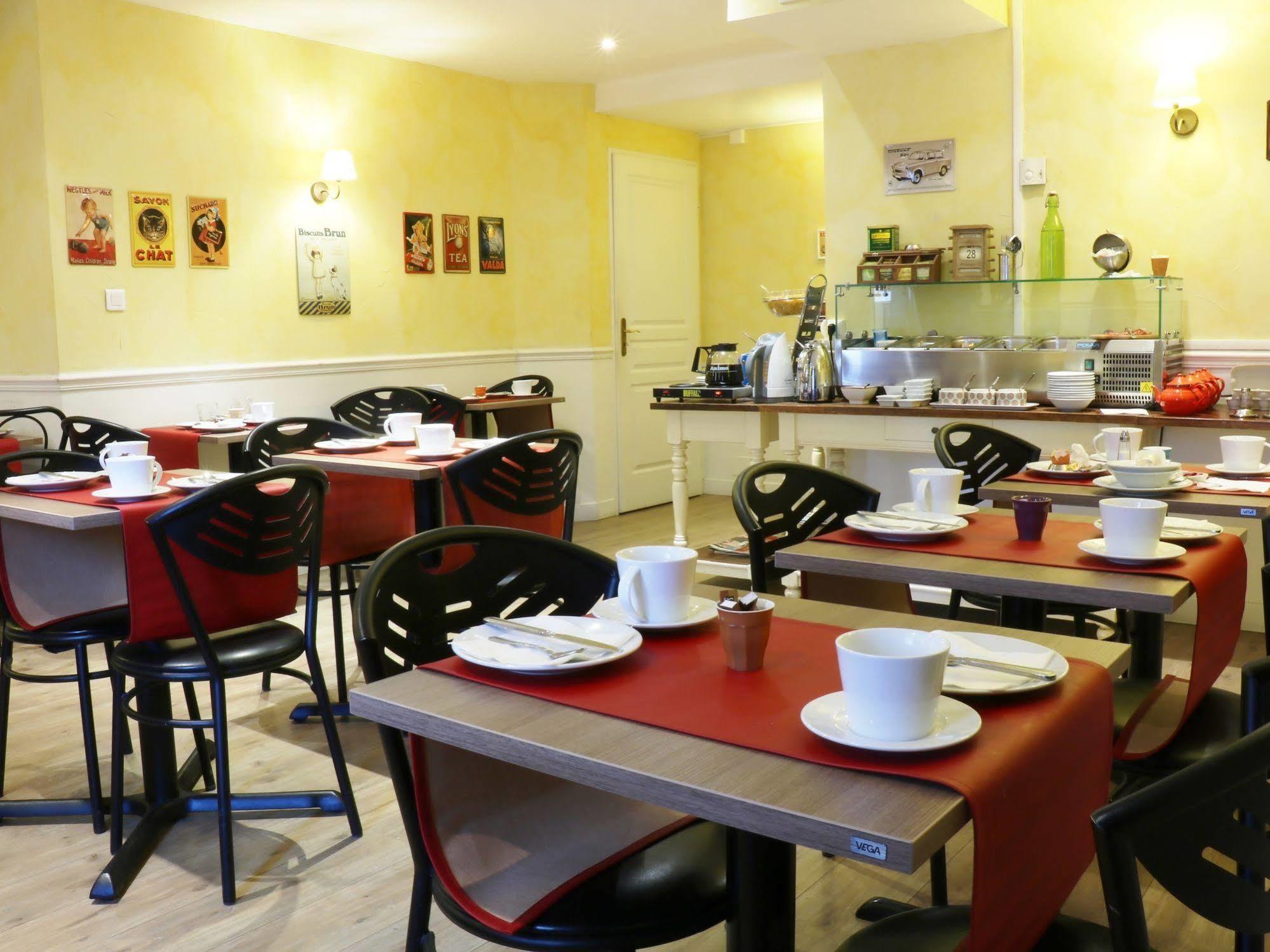 Logis Hotel Orly อาเลส ภายนอก รูปภาพ